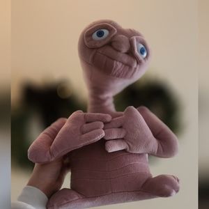 VINTAGE E.T PLUSH UNIVERSAL STUDIOS HOLLYWOOD + FLORIDA